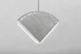 Hanging aluminium pendant lamp with sculpted glass diffuser 